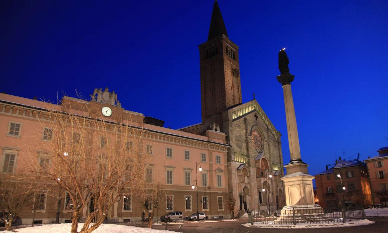 Cattedrale di Piacenza foto di Albertobru